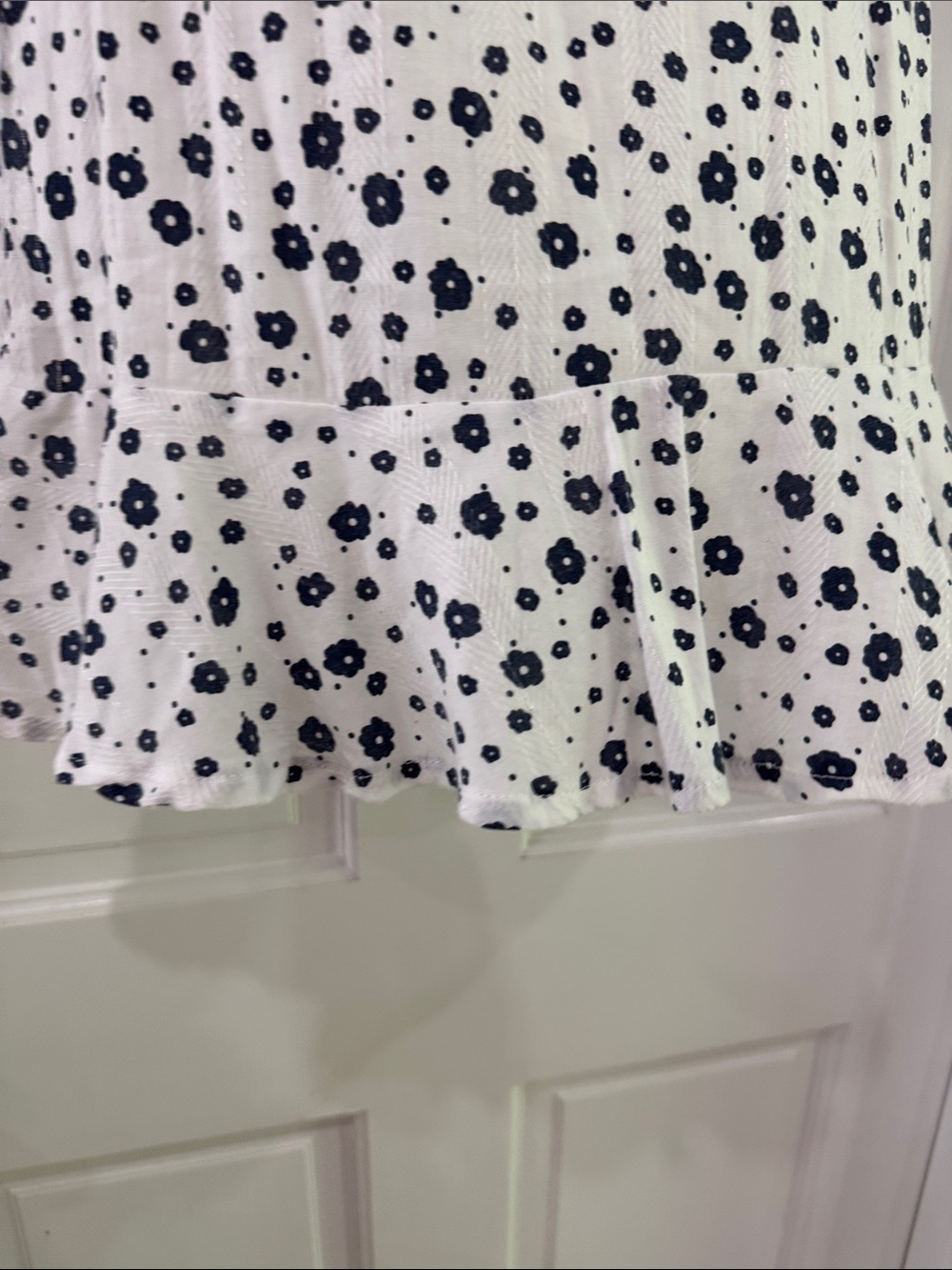 Princess Polly White & Navy Floral Short Sleeve Fit-and-Flare Dress Open Back - Picture 7 of 16